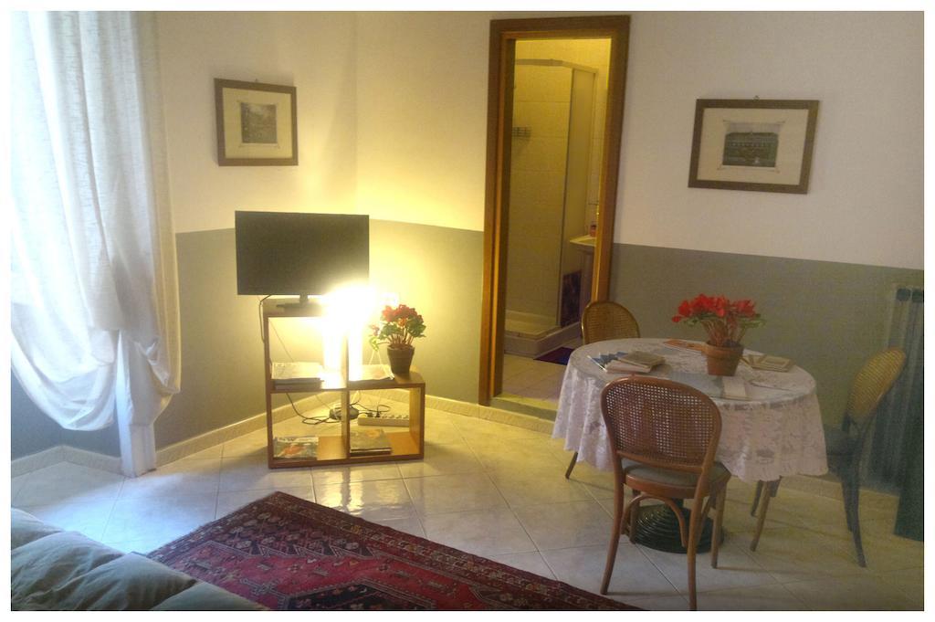 Dreaming Of Naples Bed & Breakfast Room photo